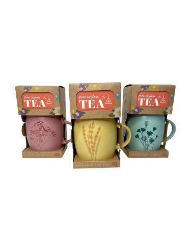 Tasse de thé avec des modèles variés avec du thé inclus.